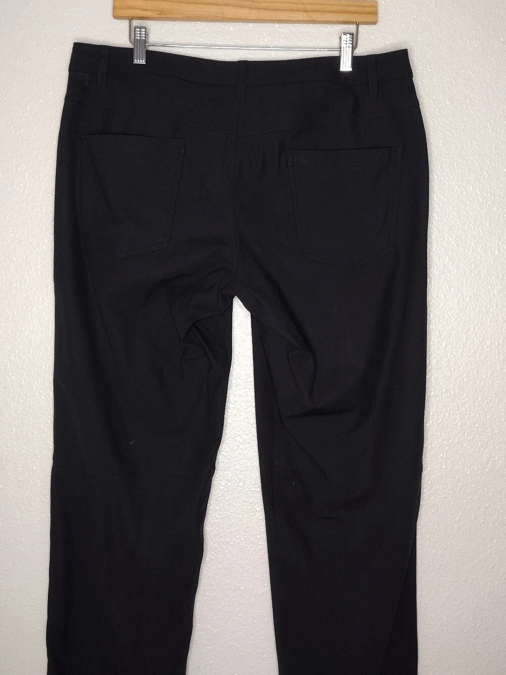 Lululemon ABC Black Straight-Leg Athletic Golf Pants Sz 34